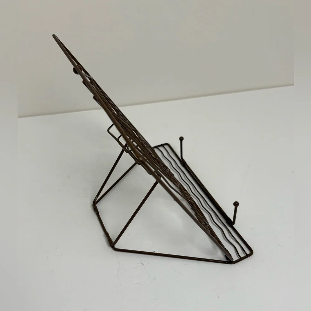 Adorable Tea Motif Brown Metal Cookboook Stand